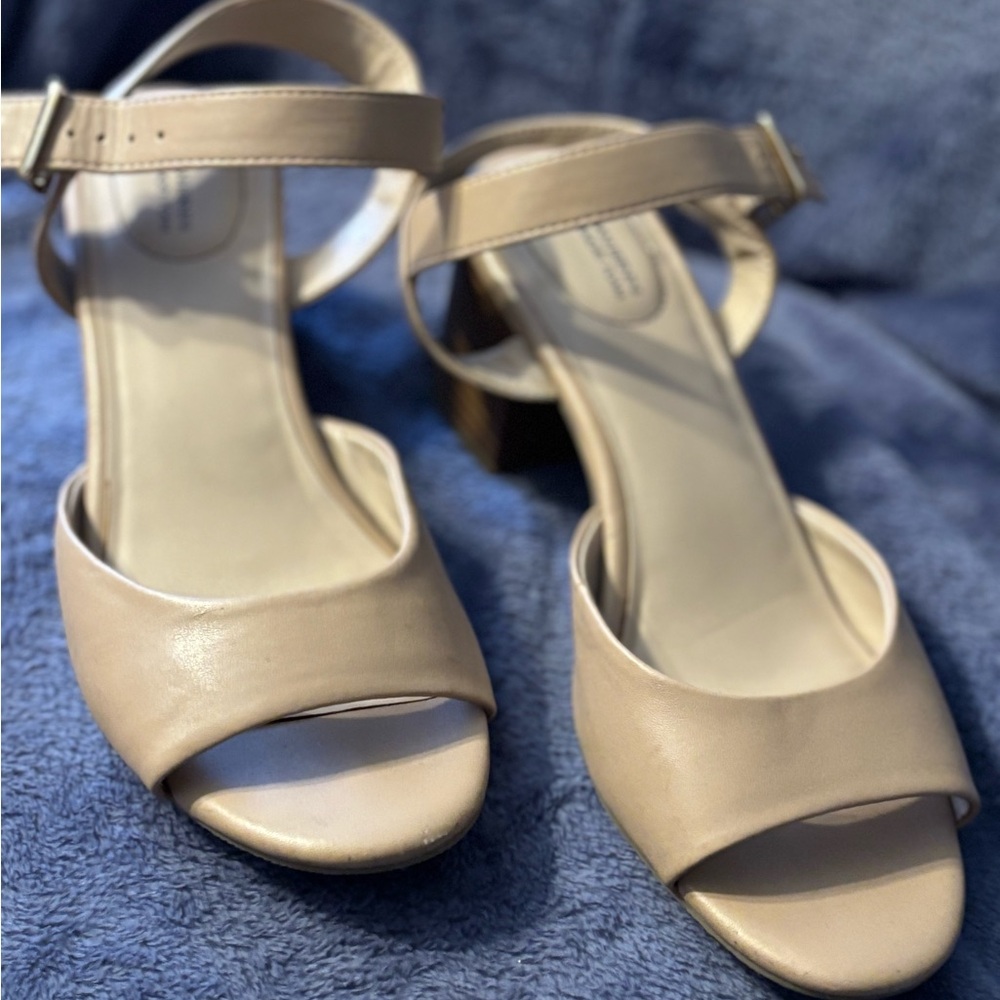 Giani Bernini Cream Sandals with Ankle Strap